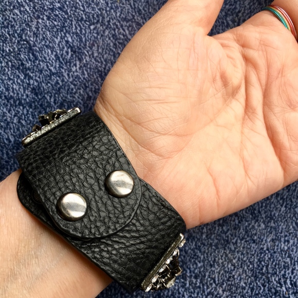Yik Fung Leather Rhinestone Cuff 😻 - Picture 3 of 8